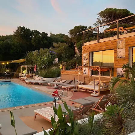 Hotel Heliotel Naturiste Hyères