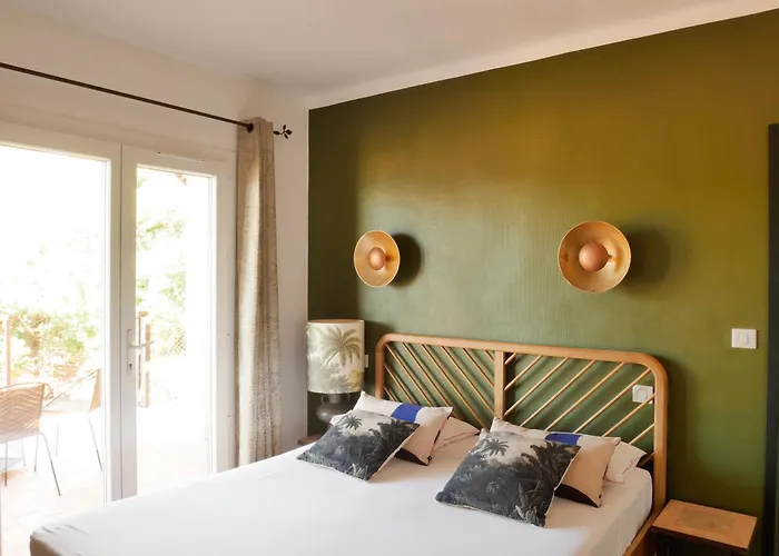 Heliotel Naturiste Hotel 3*
